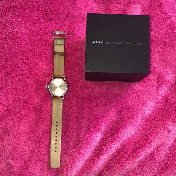 MARC JACOBS WATCH - Picture 5 of 8